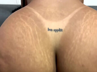 Bbw brasileira Negra de 21 anos fode muito com dotado em sexo interracial