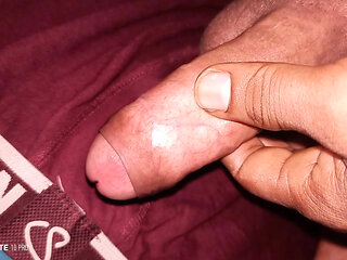 I want to hold my smooth penis and masturbate