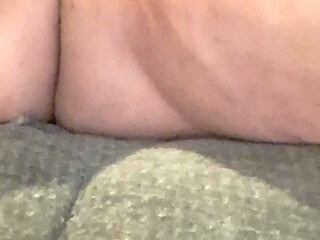 Rubbing the Clit Until I Cum