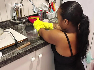 Dwarf on a Giant's Butt - BBC