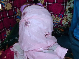 Episode (2) Desi Suhaagraat Brother-in-law and Bhabhi with saree lifted and sex Hindi audio Claire Vaise