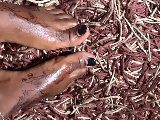 Hot ebony babe foot massage section