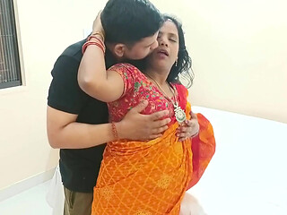 Beautiful Indian Bhabhi Romantic Fucking in Saree with Neighbors Friend