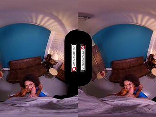Ebony Mutant Babe Oya Wants Your Dick Professor - Vr Porn And Virtual Reality