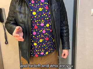 My Friend's Mom Brazenly Fucked Me on New Year's Eve - Russian Amateur with Conversation and English Subtitles