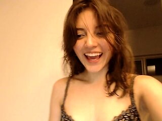 Lovely Amateur teen brunette masturbating outdoor