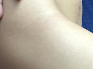 I Tricked My Stepbrother Into Sucking His Cock with a Game of Flavor