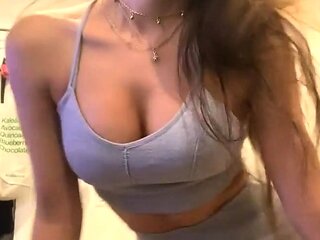 Amateur Teen georgeus brunette 2