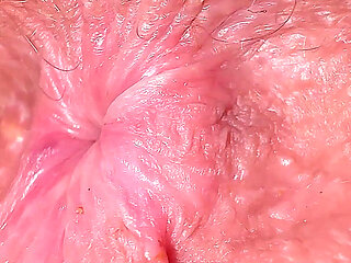 MILF Has Chosen and Got New Tesla After Sex with Arab Prince