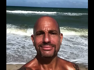 BEACH DAY