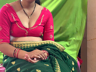 Indian Bhabhi Fucked in Saree by Devar