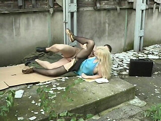 German MILF Amateur Babe Blonde Fucked