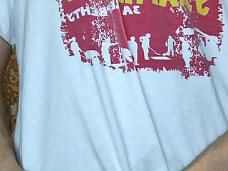 Big Dick Gay needs to Cum