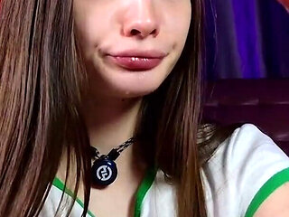 Colorful Intensity: Pink Leggings & Floor Clit Play