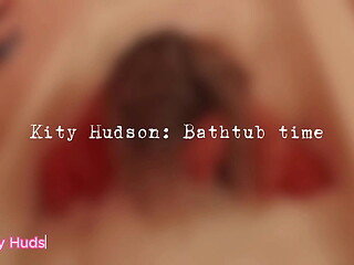 Kity Hudson Bath tub time