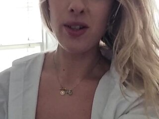 Close up MiLF getting it in the ass