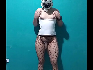 um femboy virgem de 18 anos &eacute_ melhor que muitas mulheres pra foder e gozar