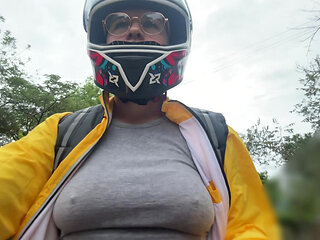 Delivering home for DIDI customer without a bra