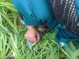 Social Experiment XXX: Random Guy Licks My Pussy Outdoors