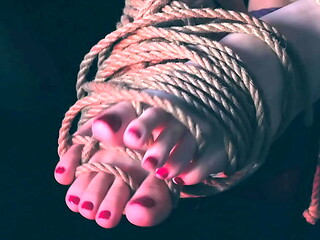 These Feet Only Get Excited With Kinky Games