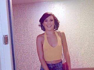 Big Tits stepmom draining sonnie nuts