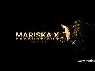 MARISKAX Valentina Ricci takes a BBC in the backyard