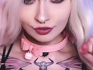 I Jump on Stepdad Until He Creampies