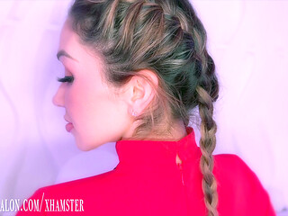 Chanel Collins Stops By the Swallow Salon