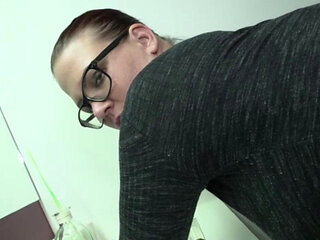 Lana Cums Hot Extreme