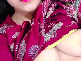 Cute girl fuck her pussy with fingers on video call tight pussy sowing for bf xxx viral video