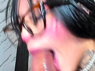 Sucking a Cock After the Gym (sweaty)