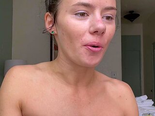 Amateur blowjob close up