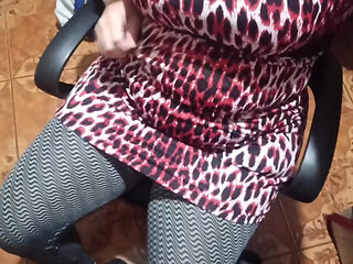 I deliciously masturbate my vagina at work when my boss isn't around