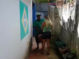 I Payment for the Lunch Box with a