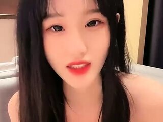Japanese babe going solo