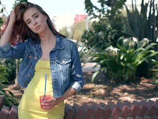 Hunk Mick plows Haley's tight booty in HD