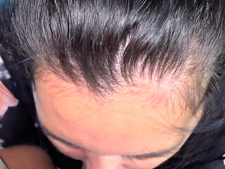 Gordita caliente chupa pija