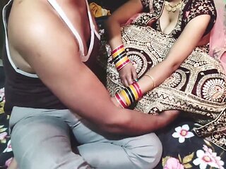 Super-hot newly married bhabhi Rumabhabhi gets pounded in the kitchen