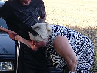 Pissing in Nature Fucked a Neighbor in Her Mouth and Filled It with Cum