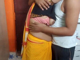 Indian Cute Bhabhi Having Romance