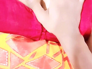 Marathi Lady Invites Her Son's Friend to Her House and Lets Him Have Sex with Her Ass