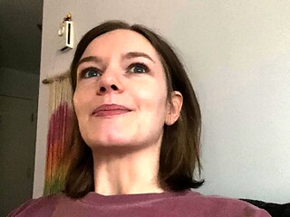 Tattoed Amateur Webcam Girl Hot Dildo Action Masturbation