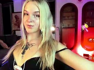 Lovely Blonde With Tight Pussy Masturbate Solo