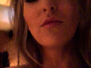 Amateur babes are good at masturbating as well