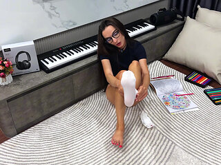Art of Seduction: Coloring Tease & Messy Sock Solo