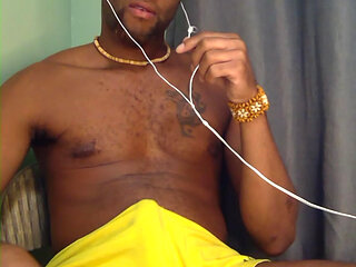 Kennie Jai Jerks off on Webcam in Sexy Shorts