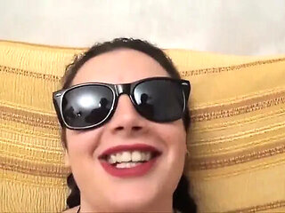 Amateur Italian Whore with Big Ass and Melons Loves Blowjob