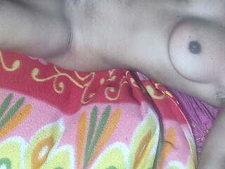 I Fucing My Step Sister Fuccing Her Pussy