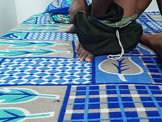 Mere boyfriend ne mujhe aaj pyar kiye