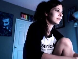 Amateur Webcam Teen Masturbates And Teases